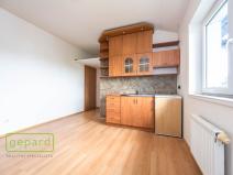 Prodej bytu 1+kk, Šestajovice, Revoluční, 17 m2