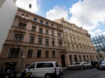 Prodej bytu 1+kk, Praha, Charvátova, 28 m2