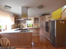Prodej rodinného domu, Česká Ves, Haškova, 190 m2