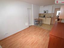 Pronájem bytu 2+kk, Praha - Smíchov, Nad Palatou, 30 m2