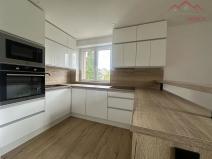 Prodej bytu 2+1, Chomutov, Mostecká, 65 m2