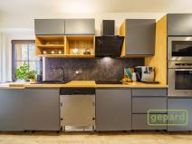 Prodej bytu 3+1, Karlovy Vary, Pražská silnice, 130 m2