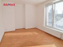 Prodej bytu 3+kk, Praha - Horní Měcholupy, Milánská, 76 m2