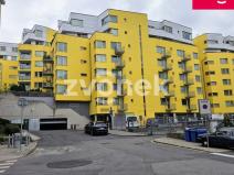 Prodej garáže, Praha - Žižkov, Jeseniova, 12 m2