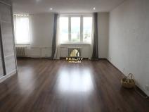 Prodej bytu 3+1, Klášterec nad Ohří, Václava Řezáče, 65 m2