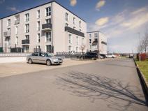 Pronájem bytu 2+kk, Jesenice, Cedrová, 69 m2