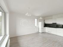 Pronájem bytu 2+kk, Praha - Vysočany, Strnadových, 57 m2