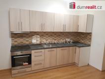 Pronájem bytu 2+kk, Milovice - Mladá, Zátopkova, 44 m2