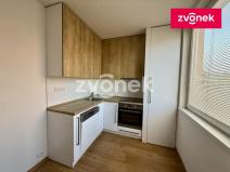 Pronájem bytu 2+1, Zlín, Dlouhá, 52 m2