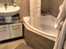 Pronájem bytu 2+1, Zlín, Ševcovská, 58 m2