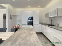 Pronájem bytu 3+kk, Praha - Střešovice, U střešovických hřišť, 95 m2