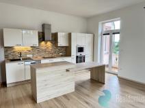Pronájem bytu 2+kk, Včelná, 66 m2
