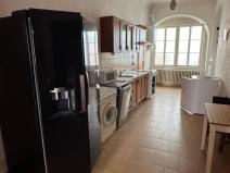 Pronájem bytu 1+1, Praha, Mostecká, 68 m2