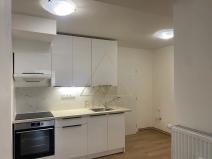 Prodej bytu 3+1, Praha - Vysočany, Podnádražní, 60 m2