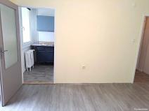 Pronájem bytu 1+kk, Hradec Králové, Třebechovická, 35 m2