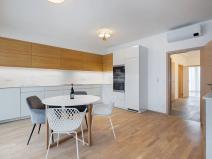 Pronájem bytu 4+kk, Praha - Karlín, Breitfeldova, 110 m2
