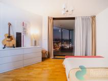 Prodej bytu 3+kk, Praha, Ke kapslovně, 88 m2