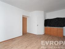 Prodej bytu 1+kk, Hostinné, Hostivínská, 23 m2