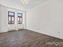 Pronájem bytu 1+1, Praha - Karlín, Sokolovská, 38 m2