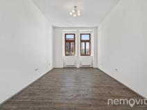 Pronájem bytu 1+1, Praha - Karlín, Sokolovská, 38 m2