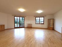 Prodej rodinného domu, Kunice, Járy Cimrmana, 253 m2