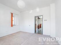 Prodej vily, Praha - Dolní Počernice, Listopadová, 139 m2