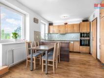 Pronájem rodinného domu, Dolní Bousov, Okružní, 180 m2
