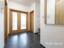 Pronájem bytu 3+kk, Praha - Vysočany, Ocelářská, 82 m2