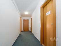 Pronájem kanceláře, Praha - Bubeneč, Na Zátorce, 15 m2