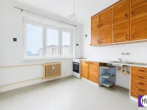 Prodej bytu 4+1, Praha - Vršovice, Kubánské náměstí, 83 m2