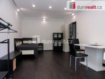 Pronájem bytu 2+1, Karlovy Vary, Charkovská, 48 m2