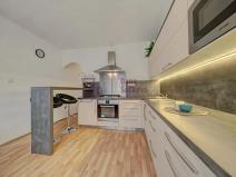 Prodej bytu 1+1, Jindřichův Hradec, sídliště Vajgar, 53 m2