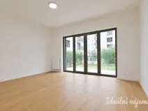 Pronájem bytu 1+kk, Brno, Bratislavská, 35 m2