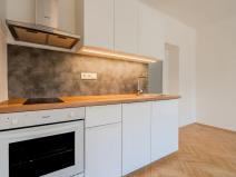 Pronájem bytu 1+kk, Praha, Jeremenkova, 28 m2
