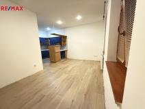 Pronájem bytu 1+kk, Kolín - Kolín I, 32 m2