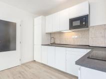 Pronájem bytu 3+1, Praha - Vršovice, Rostovská, 85 m2