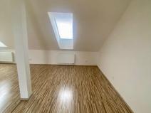 Pronájem bytu 1+kk, Kladno, Školská, 53 m2