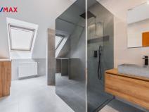 Pronájem bytu 2+kk, Praha - Dolní Chabry, U jízdárny, 82 m2