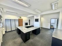 Pronájem kanceláře, Karviná, Masarykovo nám., 109 m2
