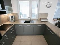 Prodej rodinného domu, Zlín, Karmínová, 120 m2