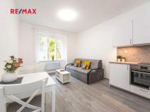 Pronájem bytu 1+kk, Praha - Smíchov, Holečkova, 22 m2