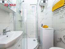 Pronájem bytu 1+kk, Praha - Smíchov, Holečkova, 22 m2