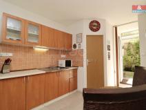 Prodej bytu 1+1, Karlovy Vary, Kolmá, 35 m2
