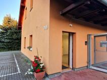 Pronájem obchodního prostoru, Zeleneč, K Potoku, 83 m2