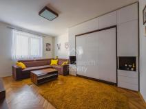 Prodej bytu 2+1, Hradec Králové - Pražské Předměstí, Medkova, 56 m2