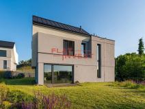 Prodej rodinného domu, Panenské Břežany, Hlavní, 260 m2