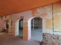 Prodej obchodního prostoru, Nový Bydžov, Dukelská třída, 300 m2