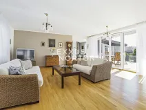 Prodej rodinného domu, Kamenice, Kruhová, 355 m2