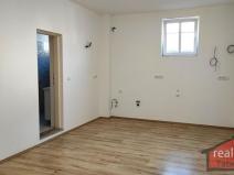 Prodej komerční nemovitosti, Nupaky, 88 m2