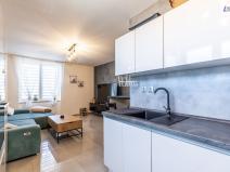 Prodej bytu 2+kk, Hořovice, 1. máje, 54 m2